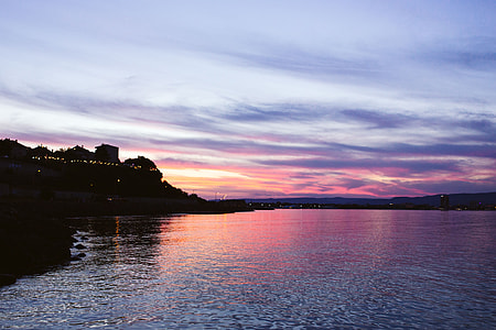 Sunset over the sea thumbnail