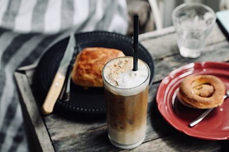 coffee roll on red plate and latte glass thumbnail