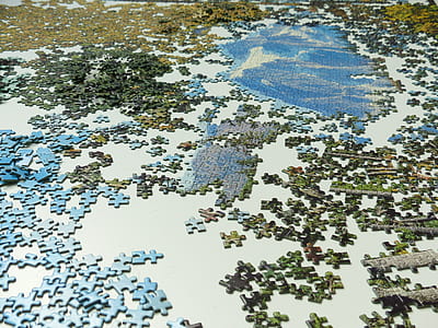 jigsaw puzzle set thumbnail