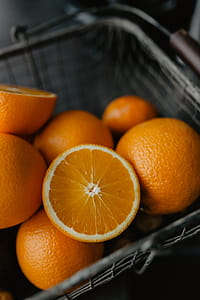 Fresh oranges thumbnail