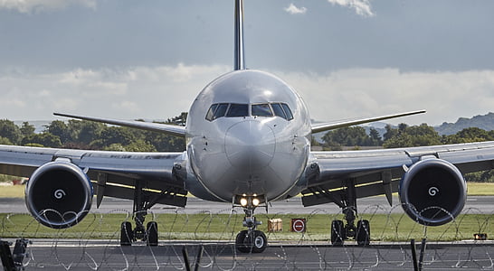 gray airplane thumbnail