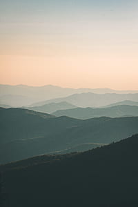 mountains covered by fogs thumbnail