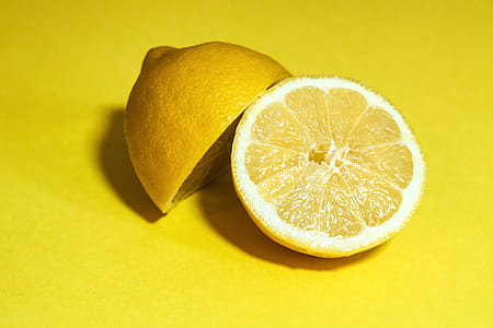 Close-Up Photography of Sliced Lemon thumbnail