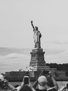Statue of Liberty, New York thumbnail