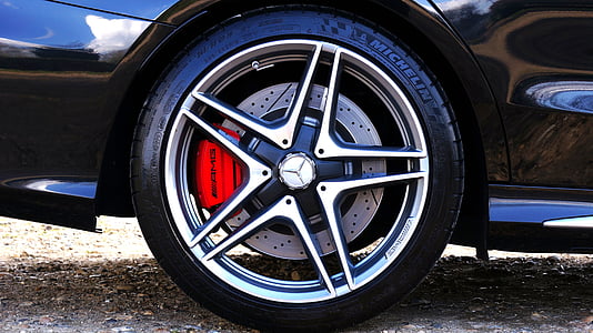 chrome-colored wheel thumbnail