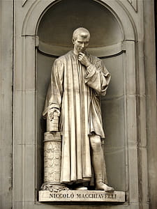 Niccolo Macchiavelli Concrete Statue thumbnail