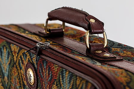 closed luggage bag thumbnail