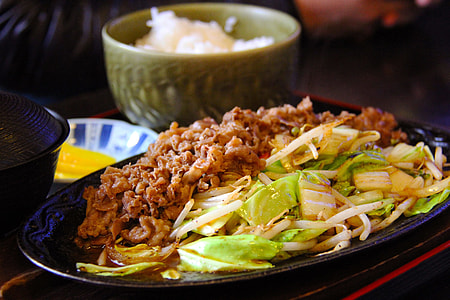 Mouth-Watering, Pan-Fried Beef Dish thumbnail