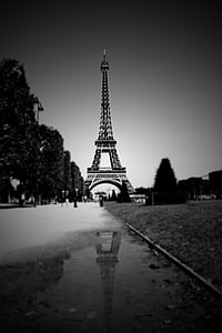 Eiffel Tower, Paris thumbnail
