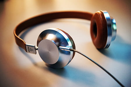 gray and brown corded headphones thumbnail