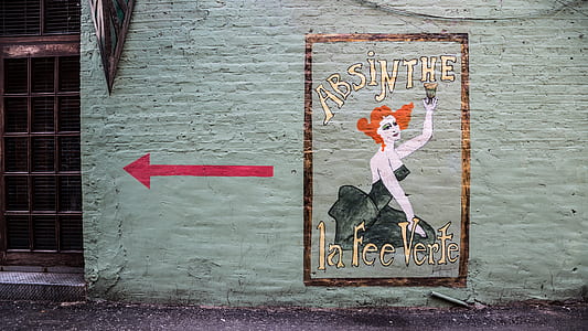teal wall with Absinthe la fee verte graffiti thumbnail