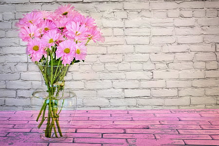 clear glass vase with pink flowers thumbnail