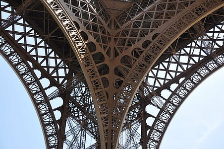 brown bridge truss at daytime thumbnail