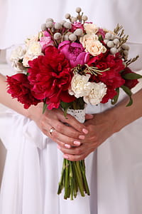 red carnation flowers and white rose flowers wedding bouquet thumbnail