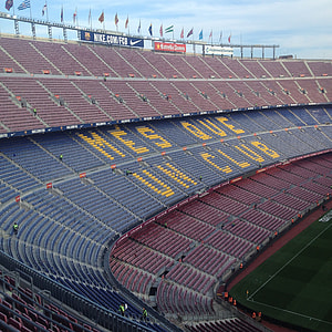 Mes Que Un Club stadium at daytime thumbnail