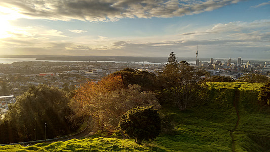 Landscape and cityscape with light from above in Auckland, New Zealand thumbnail
