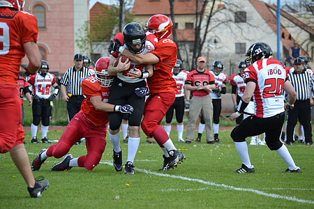 Kids playing American Football thumbnail