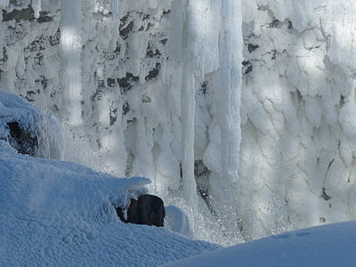 white snow thumbnail