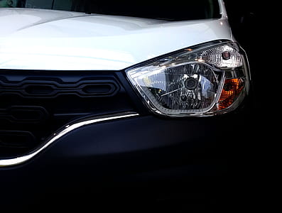 white vehicle headlight thumbnail