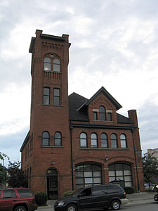 Old Perry Street Fire Hall in Woodstock, Ontario, Canada thumbnail