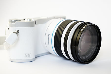 white Samsung DSLR camera thumbnail