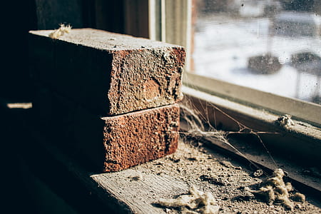 two brown bricks thumbnail