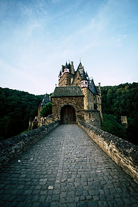 pathway in front of castle thumbnail