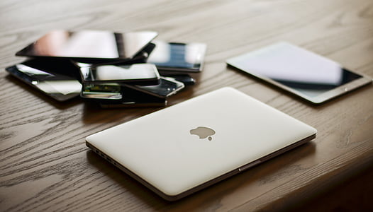 MacBook Air near iPad thumbnail