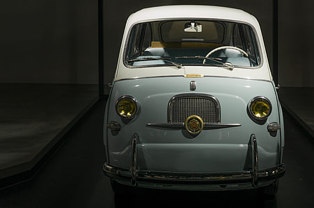 Classic Fiat Multipla Car thumbnail