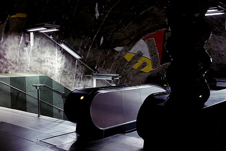 photo of staircase with lights thumbnail