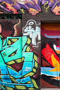 graffiti on wall thumbnail