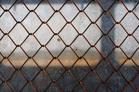 photo of brown chain-link fence thumbnail