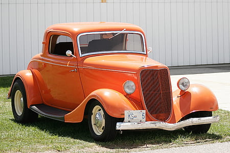 orange vintage car thumbnail
