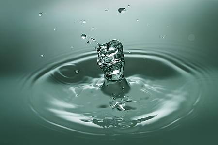 photo of water droplets thumbnail