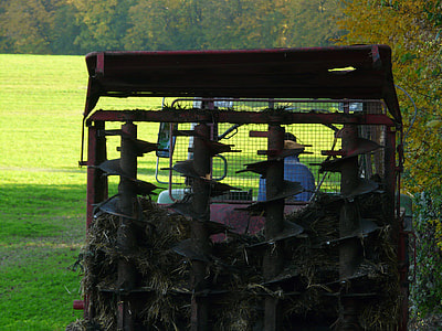 Spreading Rollers, Tractor thumbnail