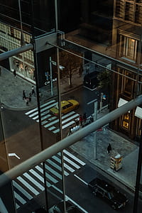 yellow sedan thumbnail