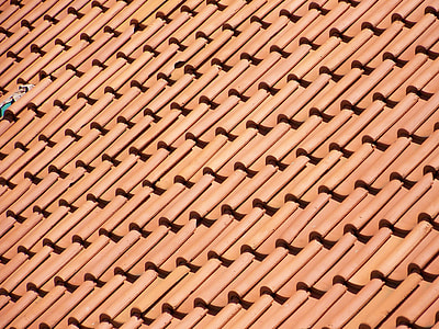 red shingle roof thumbnail