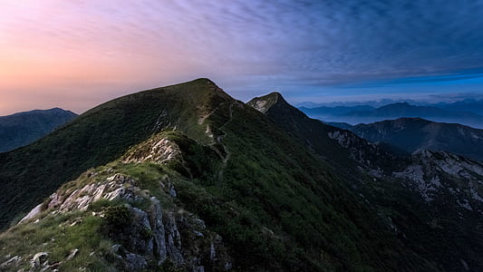 landscape photo of mountain thumbnail