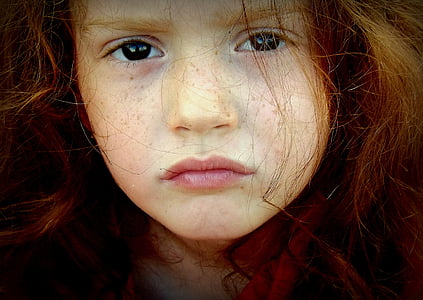 girl close-up photo thumbnail
