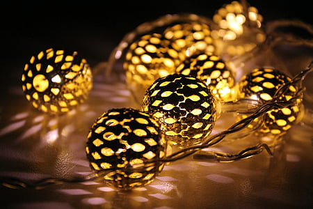 beaded yellow and black jewelry necklace thumbnail