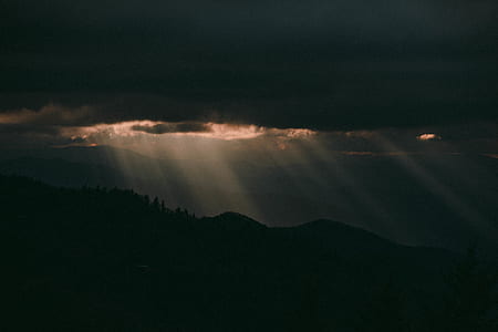 photo of sun rays thumbnail
