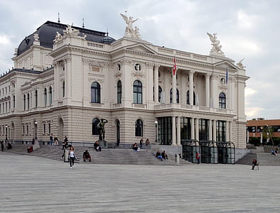 people, landmark, building, flags thumbnail