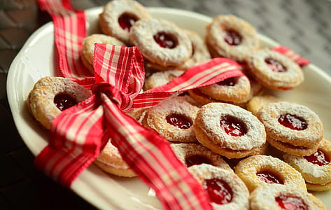 baked cookies on top ceramic plate thumbnail