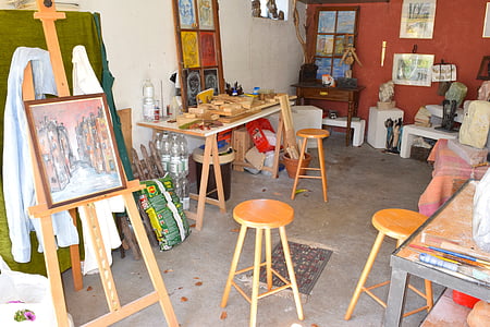 painting on easel near workbencjh thumbnail