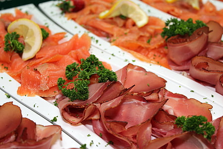 raw fish meats thumbnail
