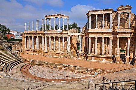 brown ruins with pillars thumbnail