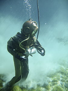 person scuba diving thumbnail