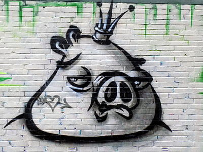 Angry Birds boss pig wall graffiti thumbnail
