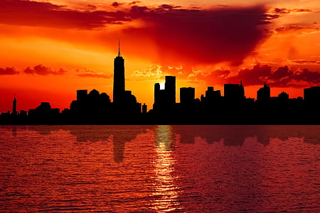 silhouette of New York city skyline at sunset thumbnail
