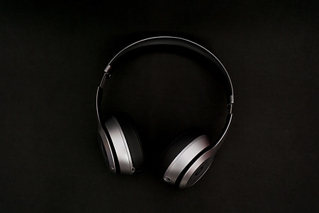 silver beats by dr. dre wireless headphones thumbnail
